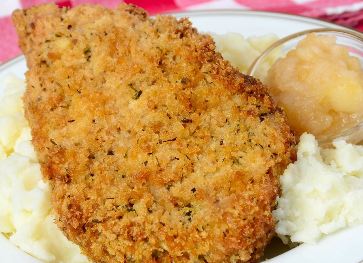 kotlet schabowy z domową bułką tartą