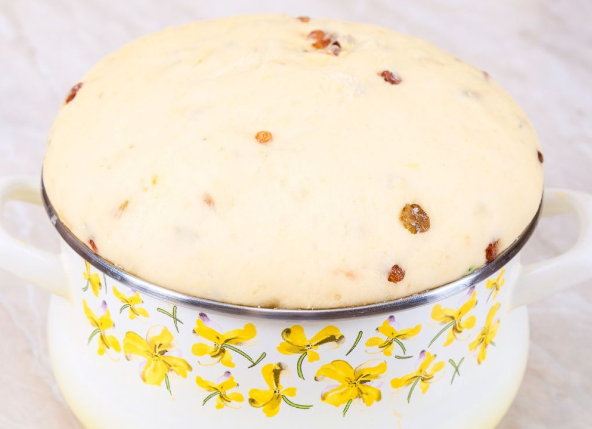 ciasto drożdżowe pieczone od zimnego piekarnika