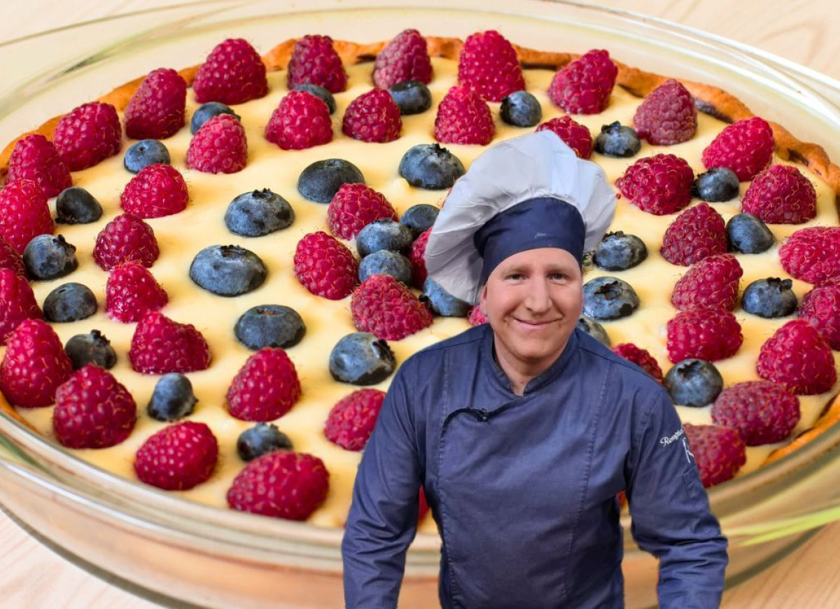 tarta budyniowa z owocami Rączki