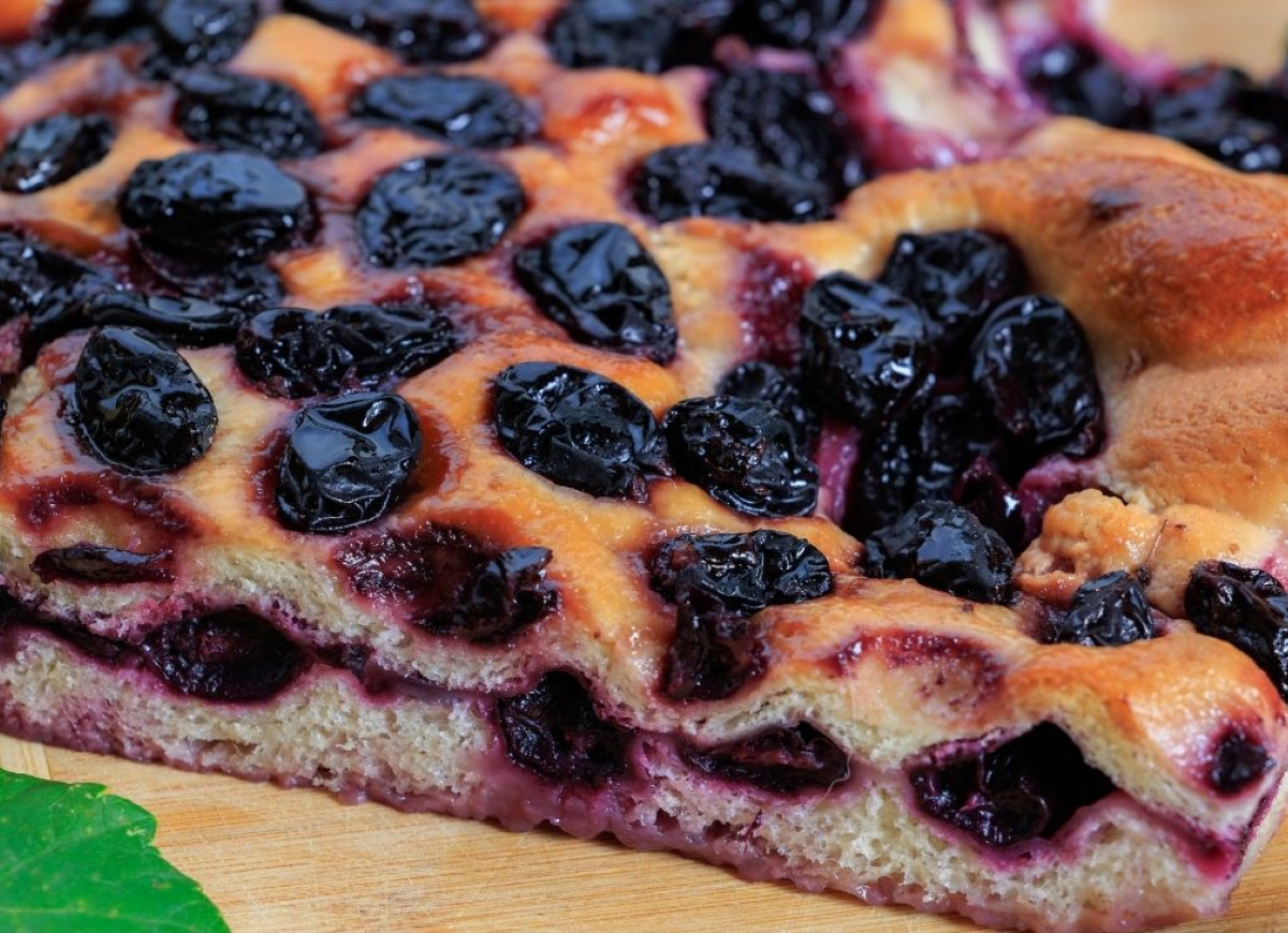 Schiacciata all'uva - schiacciata z winogronami