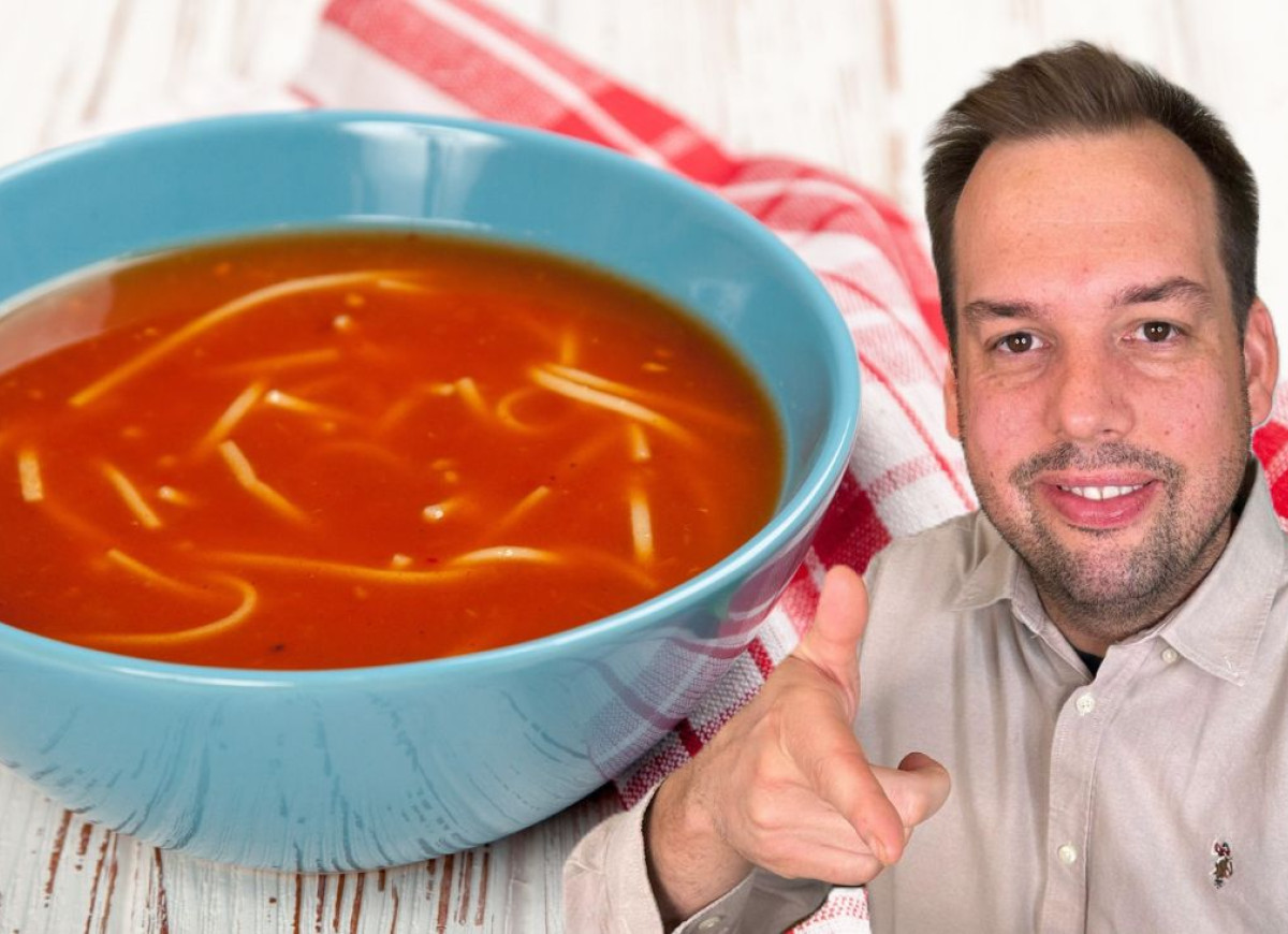 zupa pomidorowa z pieczoną papryką Jakuba Kuronia