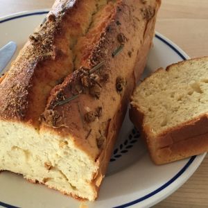 babka na maśle orzechowym