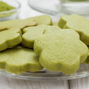 zielone ciastka z matchą