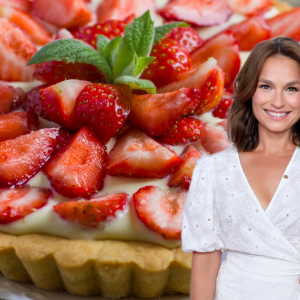 Tarta budyniowa z truskawkami