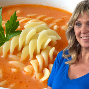 Zupa ze świeżych pomidorów Ewy Wachowicz