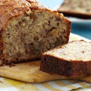 brytyjski chlebek z orzechów włoskich