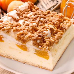 sernik brzoskwiniowy