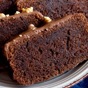 ekspresowy piernik pomidorowy