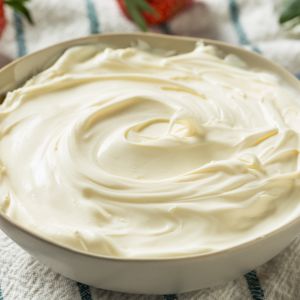 2-składnikowy deser z mascarpone i bananów