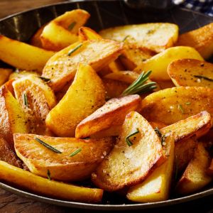 trik na smażenie ziemniaków: 2-3-krotne płukanie