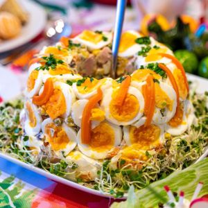 wielkanocna babka sałatkowa