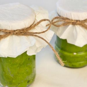 pasta z czosnku niedźwiedziego