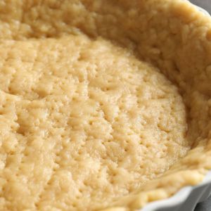 surowy spód z kruchego ciasta