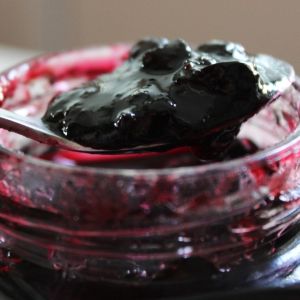 gęsty dżem z aronii i jabłek