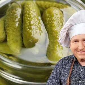 korniszony Rączki z liśćmi selera