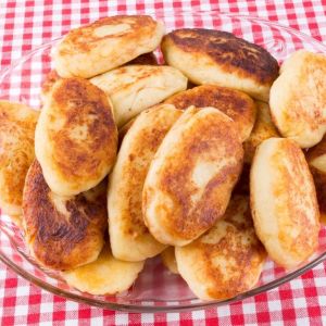 greckie placki ziemniaczane - placki ziemniaczane po rodyjsku