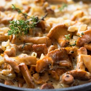sos grzybowy po japońsku