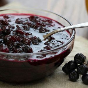 chutney z aronii