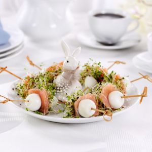 wielkanocna przekąska z łososiem