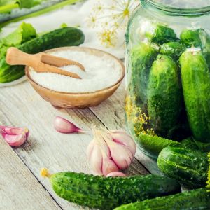 sól do ogórków małosolnych