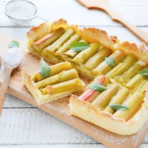 tarta z rabarbarem i budyniem