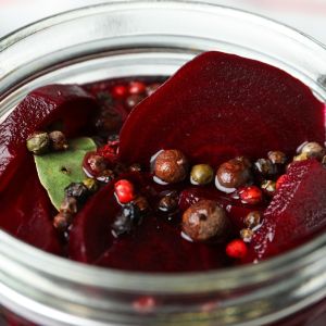 buraczki do słoików w plasterkach