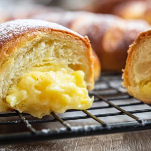 Maślane bułeczki budyniowe