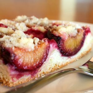 kruche ciasto ze sliwkami