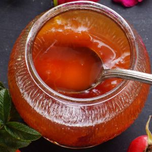 Galaretka z dzikiej róży