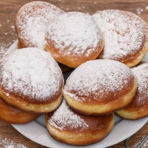 Pączki jagodowo-budyniowe