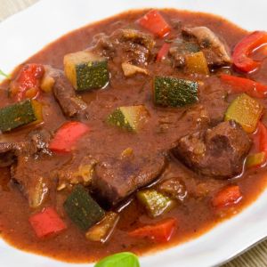 gulasz z serc wieprzowych