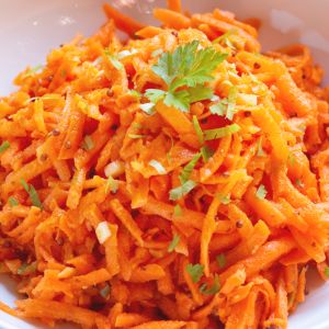 Francuska surówka z marchewki