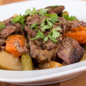 rozbratel wołowy gulasz