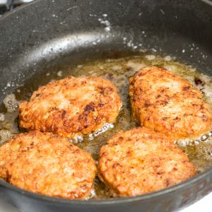 Kotlety mielone na patelni