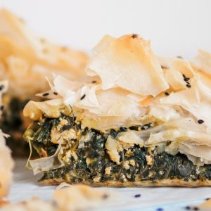 spanakopita grecka chrupiąca przekąska