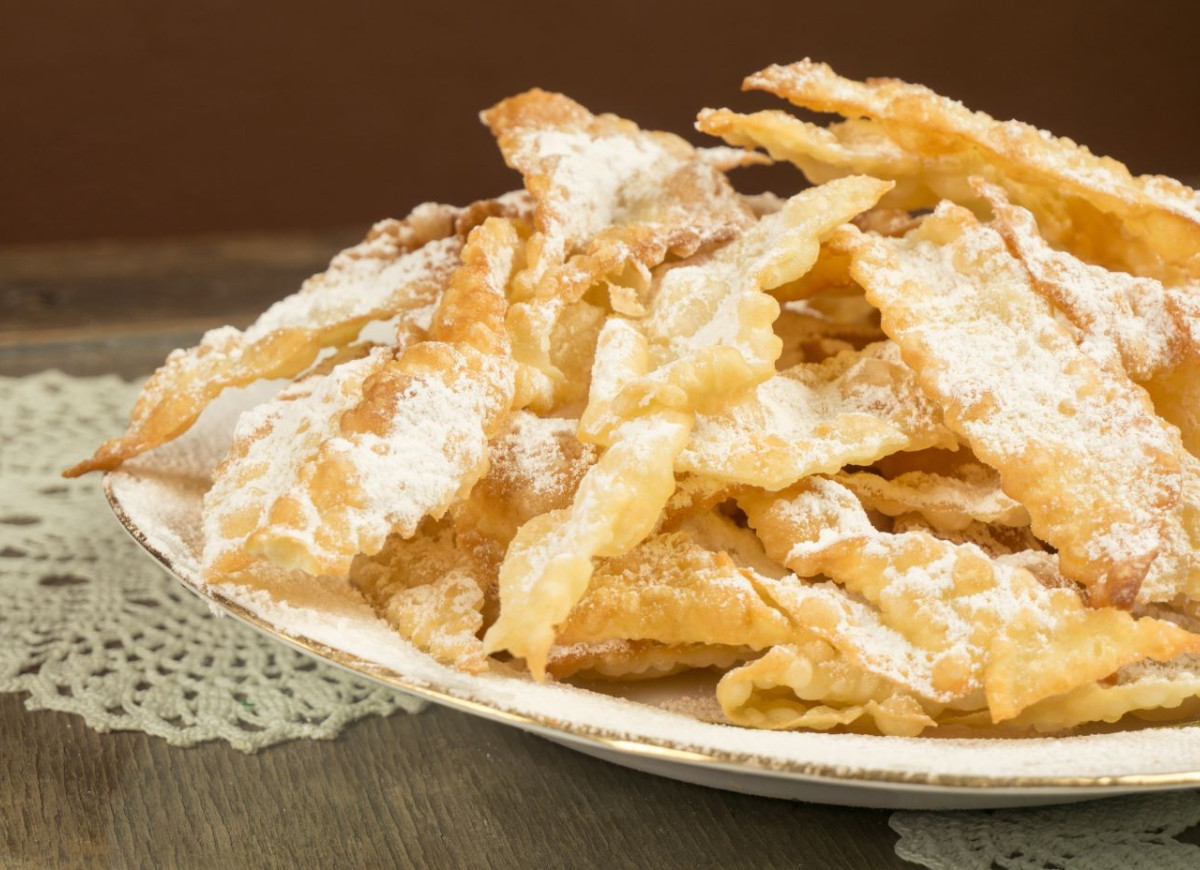 faworki - nadmiar mąki