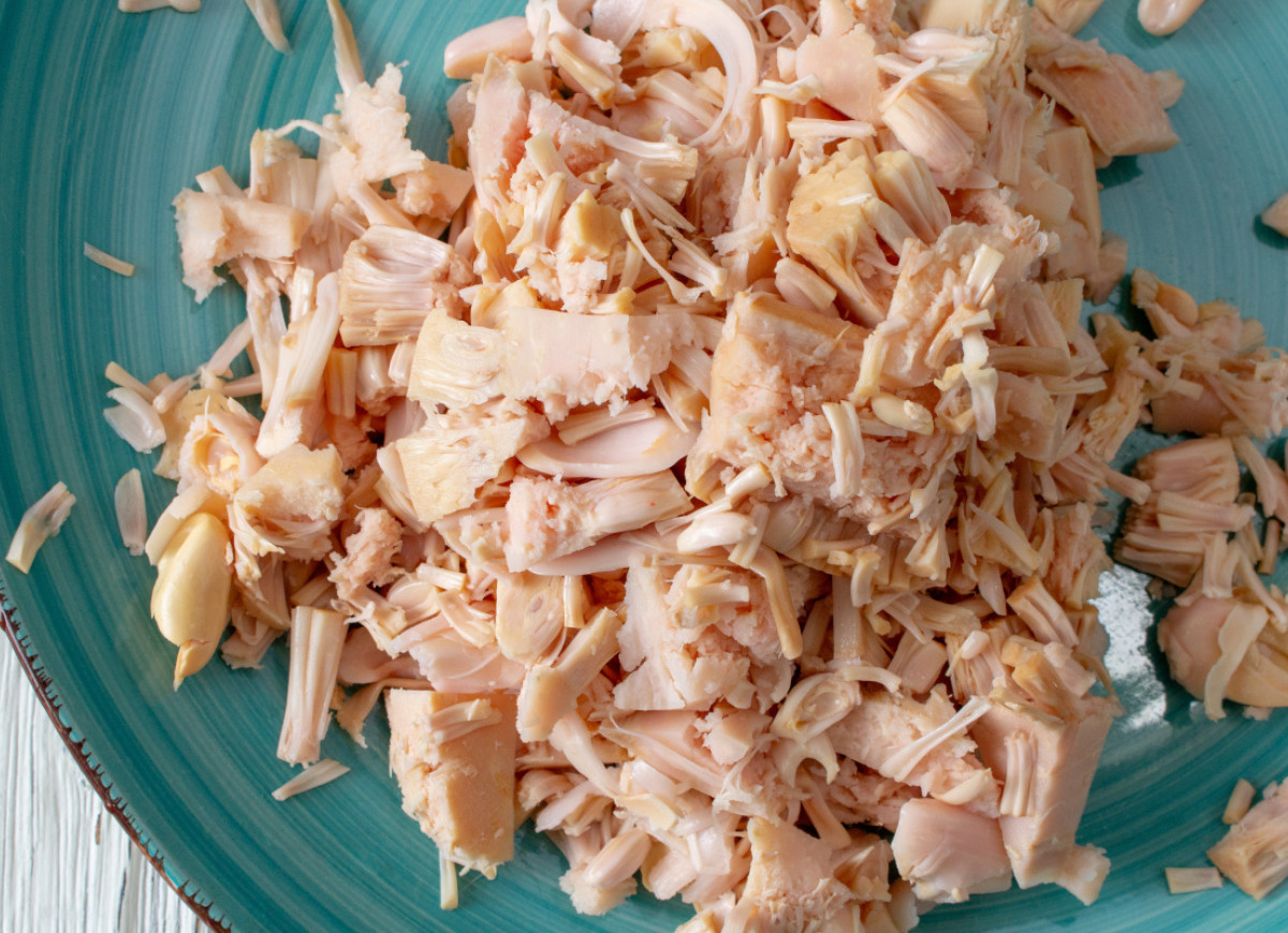 niedojrzały chlebowiec