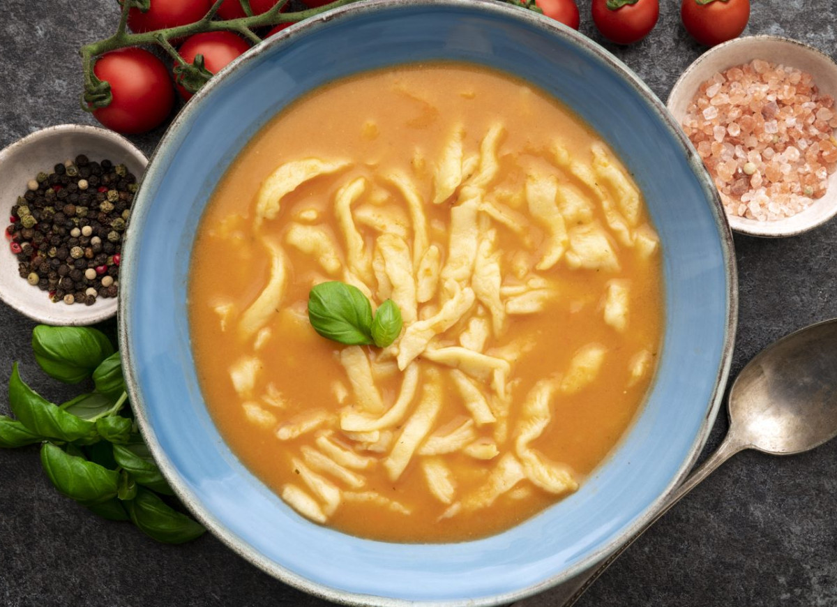 zupa pomidorowa z fasolą