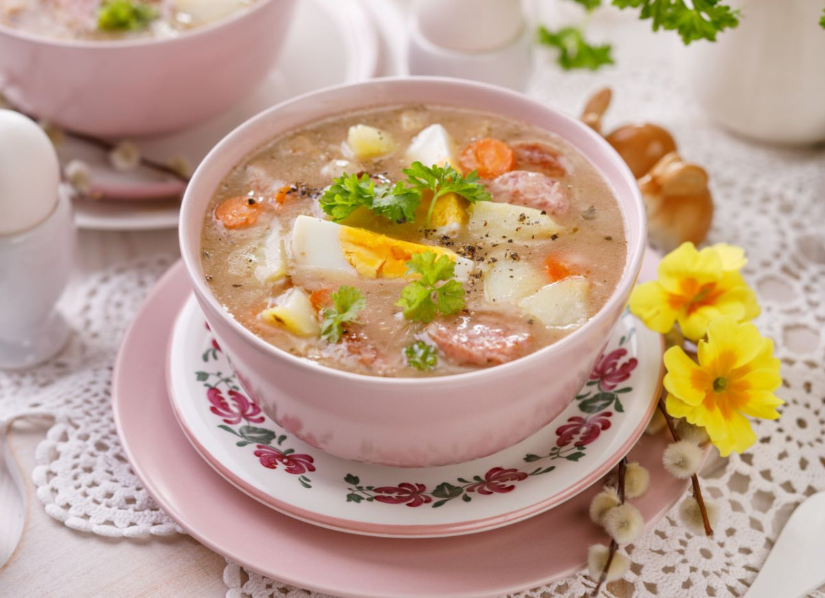 żurek wielkanocny na serwatce