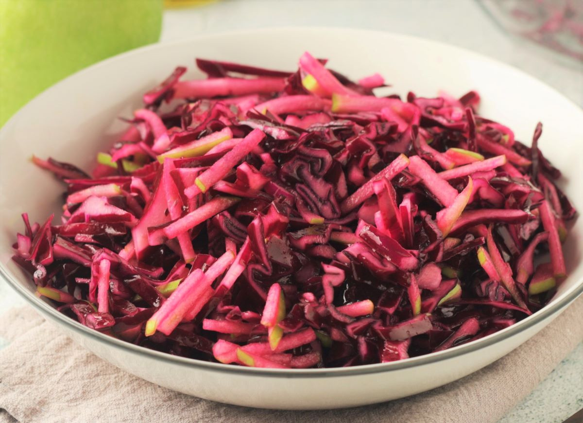 norweska surówka z czerwonej kapusty