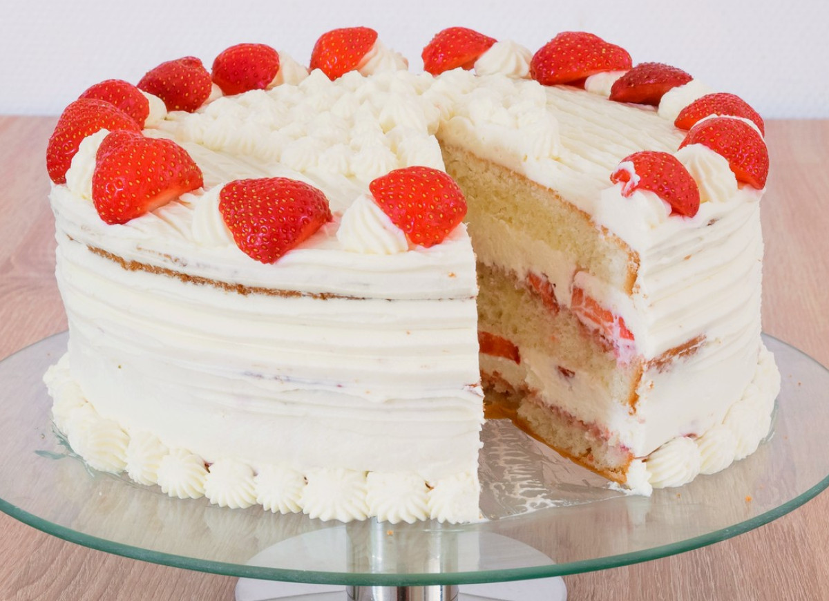 ciasto z kremem na serku śmietankowym