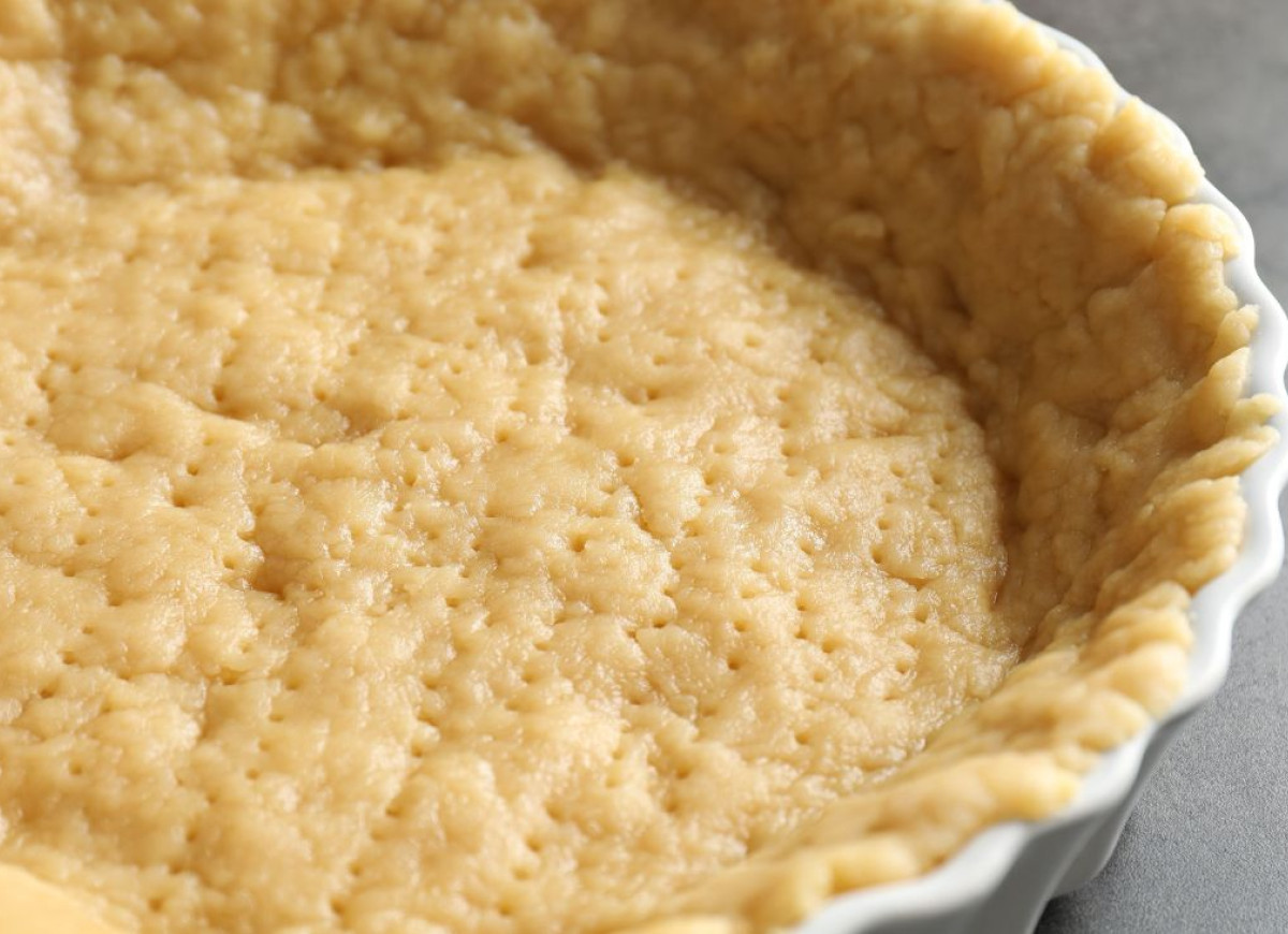 surowy spód z kruchego ciasta