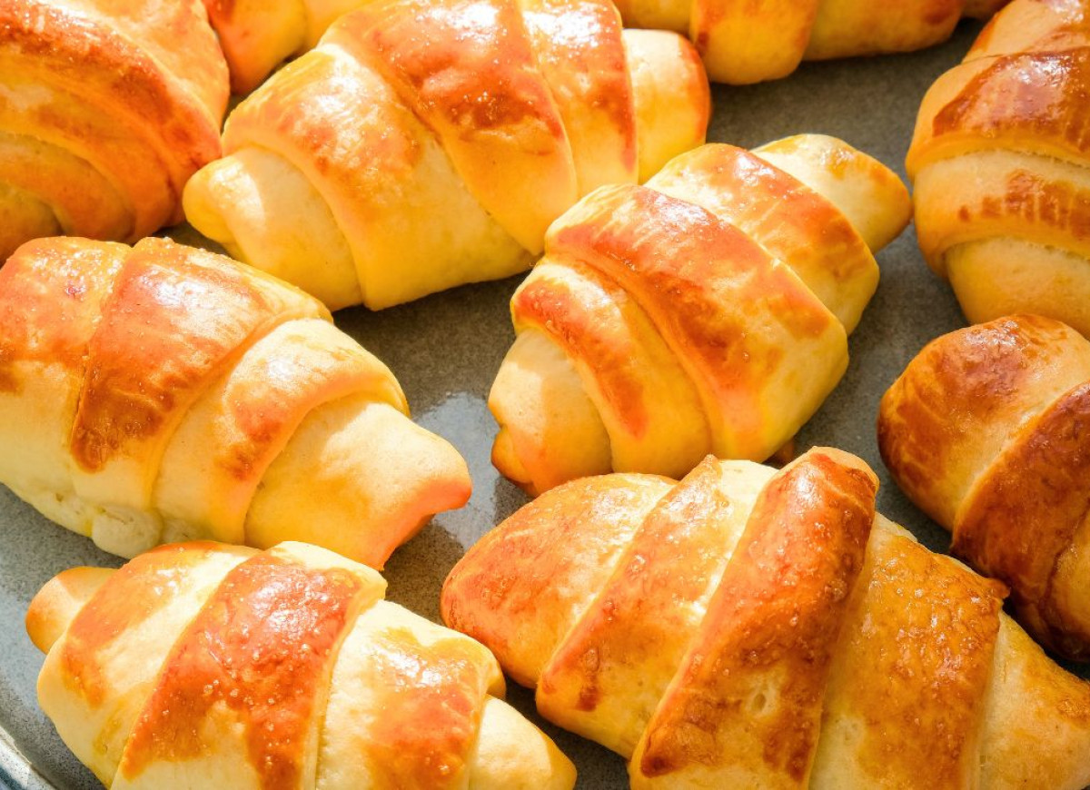 rogaliki drożdżowe z mango
