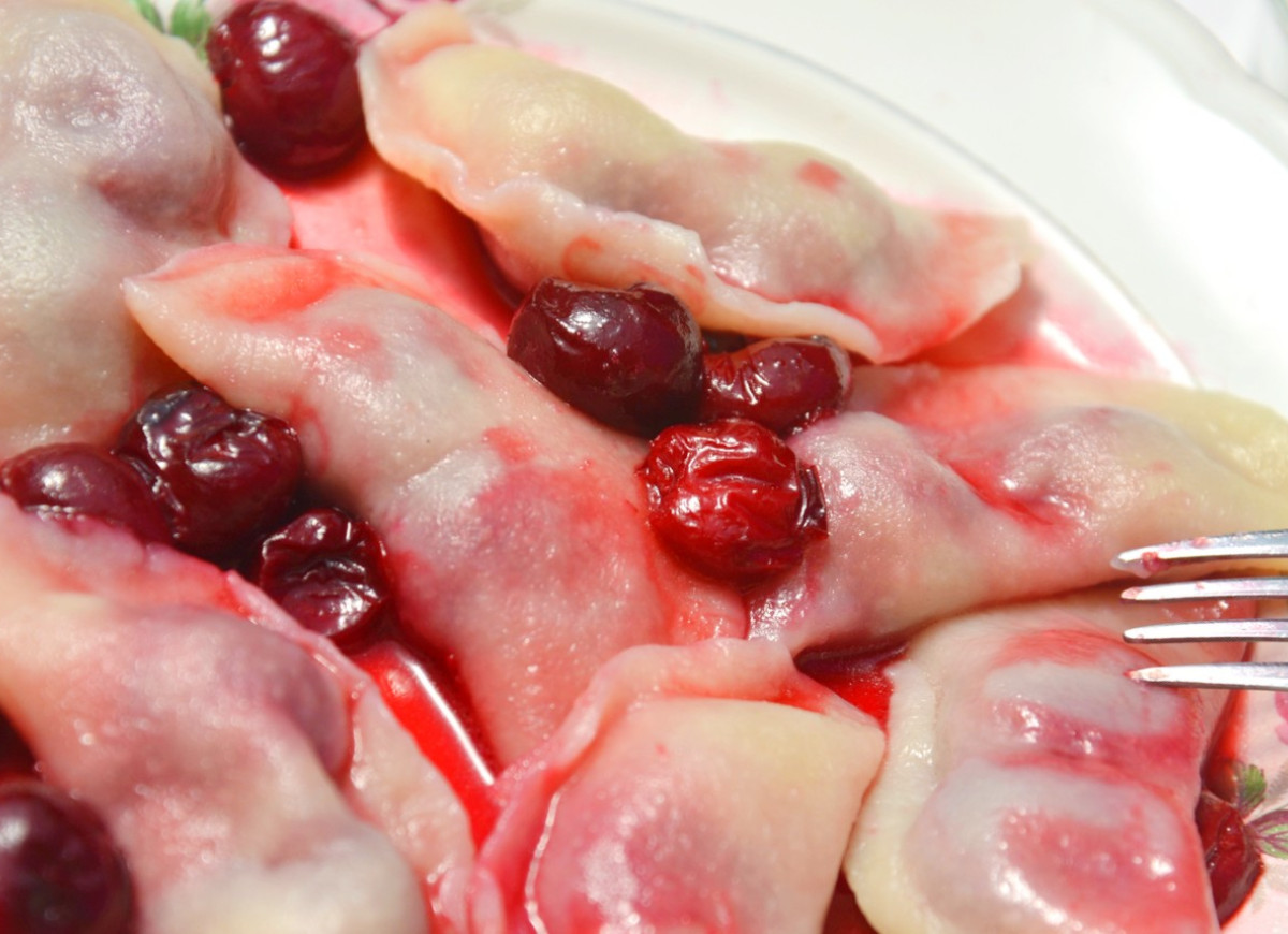 pierogi z owocami kiedy słodzić