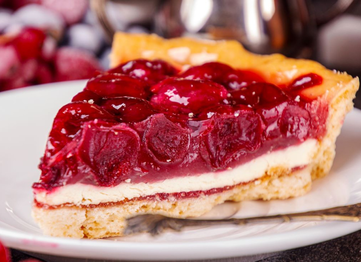tarta z wiśniami i serem