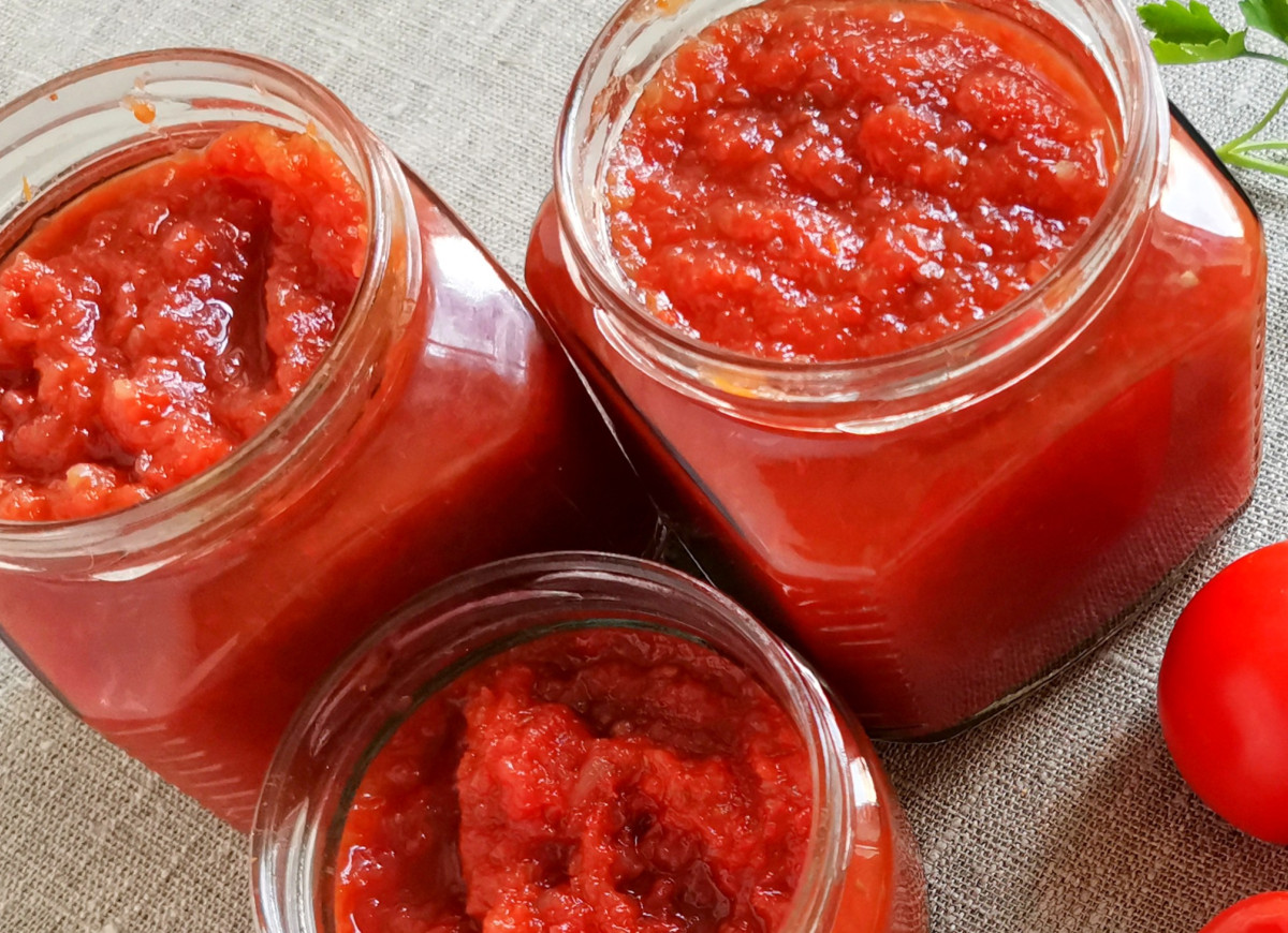 ketchup z pieczonych pomidorów