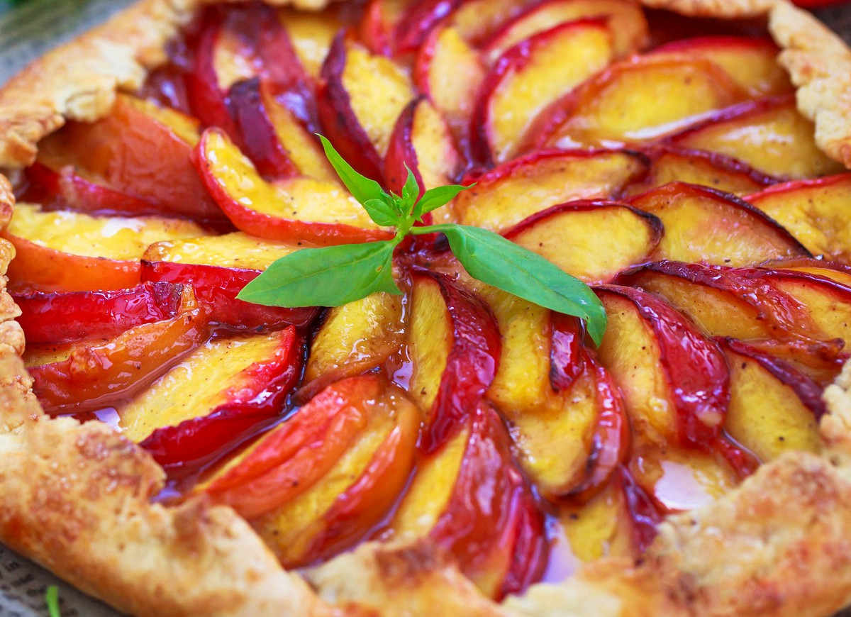 galette z nektarynkami