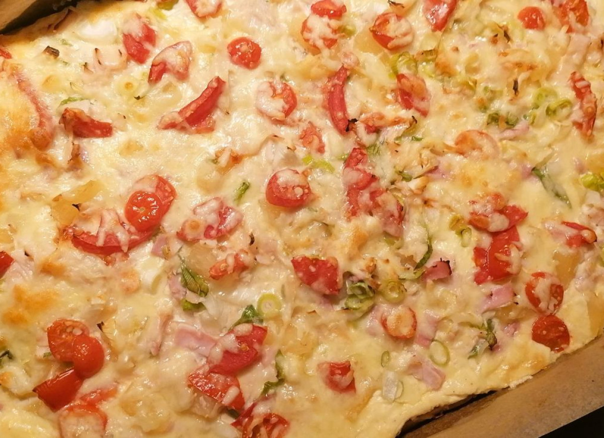 pizza z serka wiejskiego
