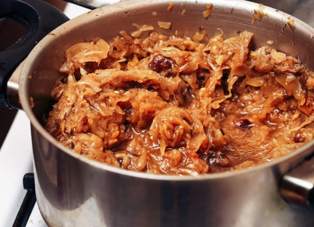bigos z kapusty kiszonej do słoików