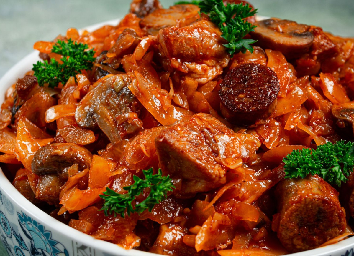 bigos z kapusty pekińskiej